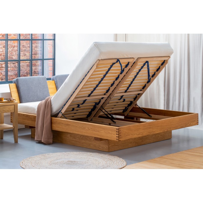  Łóżko drewniane podwójne z pojemnikiem